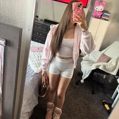 Profile image of .PICTURES OF YOU IVY.