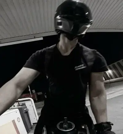 CruelMotor4062의 Your Biker Boyfriend, Ryder