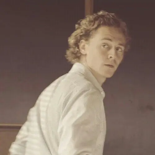 EllieCat2403의 Magnus Martinsson
