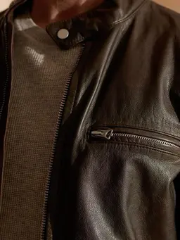 Profile image of Logan