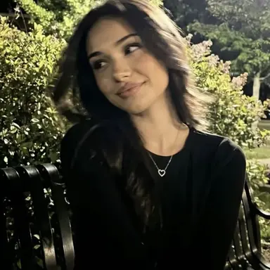 Profile image of Reyna
