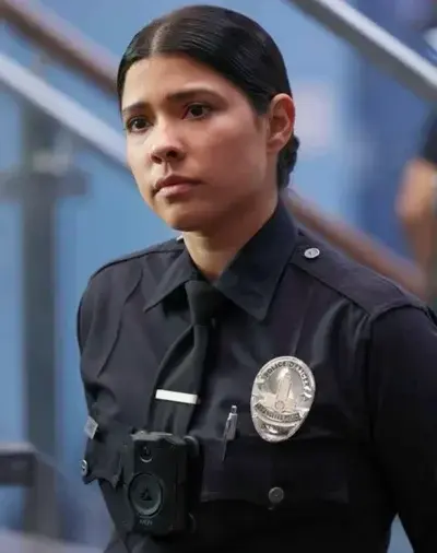 AstutePeach5237의 Celina Juarez