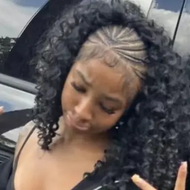 Profile image of Ari