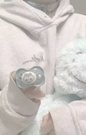 AntsyTwin3652의 Age regression