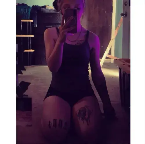 WoodyHerb9176의 Mia