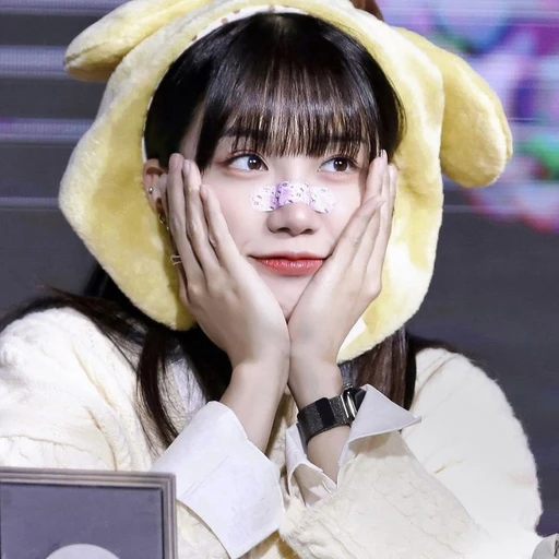 정은지