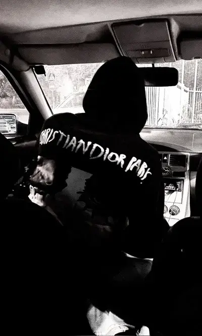 MeekDull3502의 Stalker