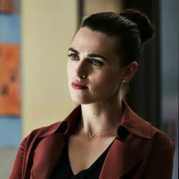 AcidicTapir6209의 Lena Luther