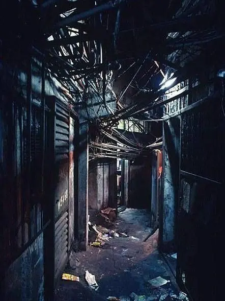 Nqnolm2434의 With You in the Slums