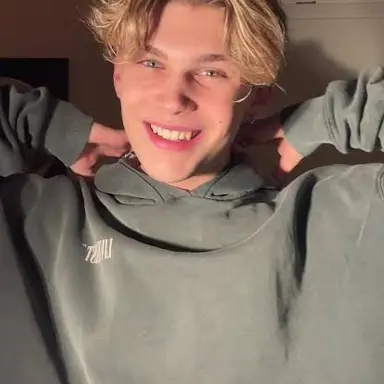 Profile image of Leo