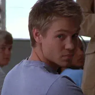 FineSkirt8106의 Austin Ames