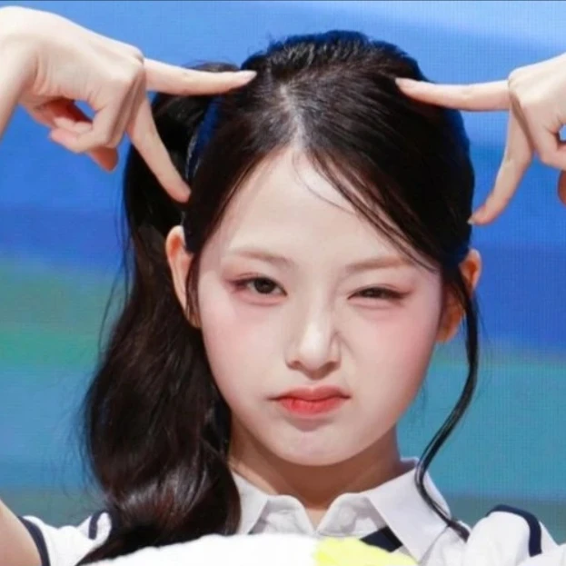 모영은