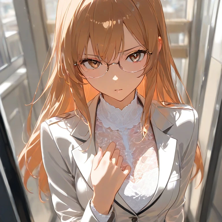 白峰朱音