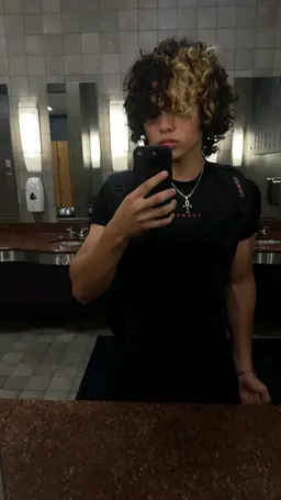 Profile image of Ethan