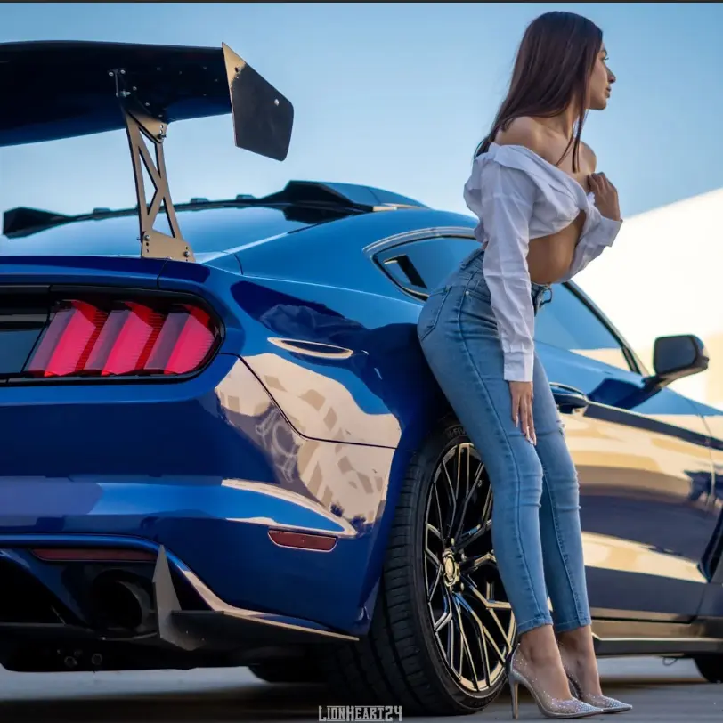 CustomLargo3174의 Your Step Mom