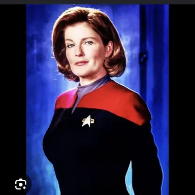 Profile image of Lira Voss