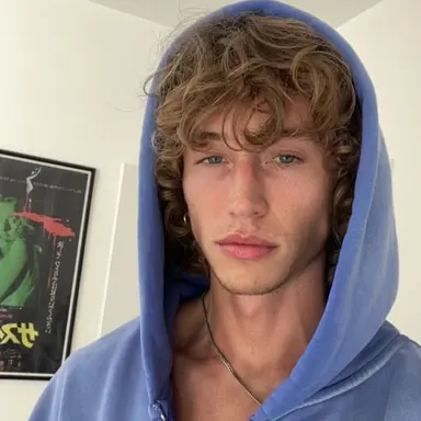 Profile image of Jordan Huxhold