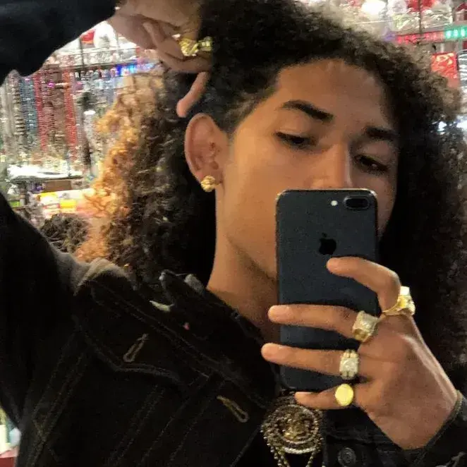 DenseWheel7872의 Malik Jones