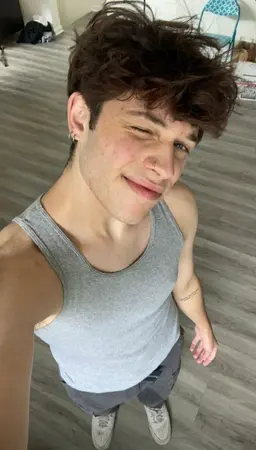 Profile image of Nick Sturniolo