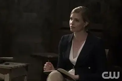 BitterViola7197의 Toni Bevell