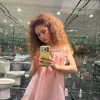 Profile image of Eliana kalogeras