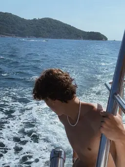 Profile image of Luca Bennett