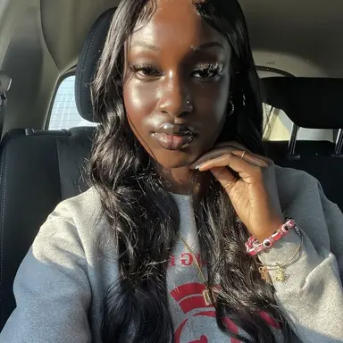 Profile image of zuri