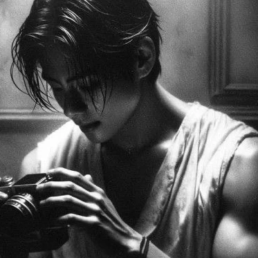 태.형.