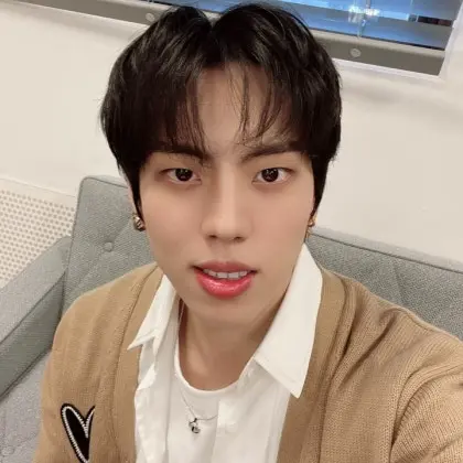 BluntPatio0434의 장동우