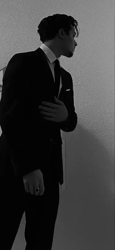 OutlawDiary6353의 Mafia husband