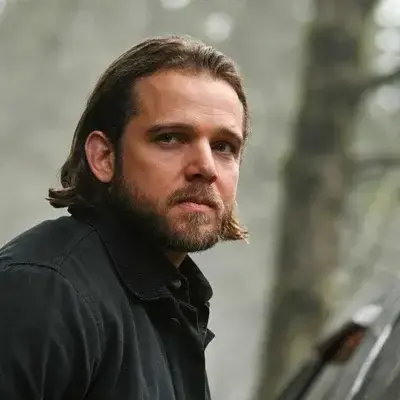 SilkyClip0346의 Bode Leone