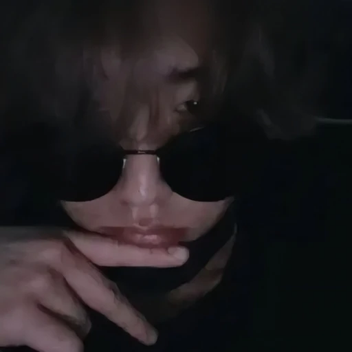 한 지성.