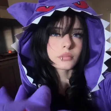 Profile image of Violet