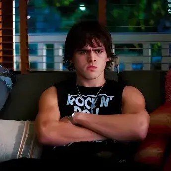 PeachyWing4395의 Luke Patterson