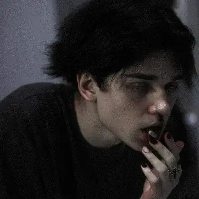 MusclyDune9269의 Lingerie shop worker