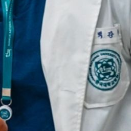 백강혁 대표 이미지