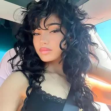 Profile image of Isabela