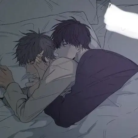 SpikyGrebe4081의 Your clingy boyfriend