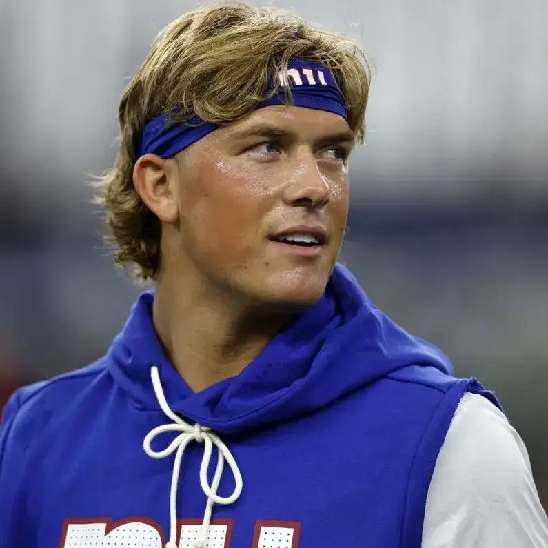 RealPetal0598의 Caleb Vance