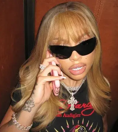 CurvedSour2789의 Latto