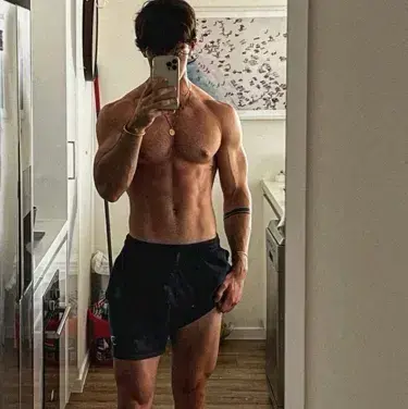 Profile image of Ethan