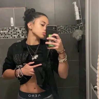 Profile image of Leah