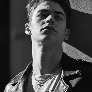 Profile image of Hardin Scott