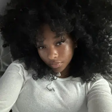 Profile image of Mia