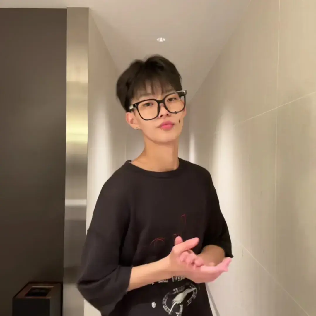 AngstyPea0372의 Jae-Hwa