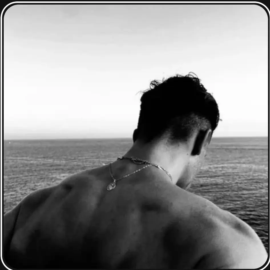 TimidFeast5266의 Alec - Older and Protective Boss
