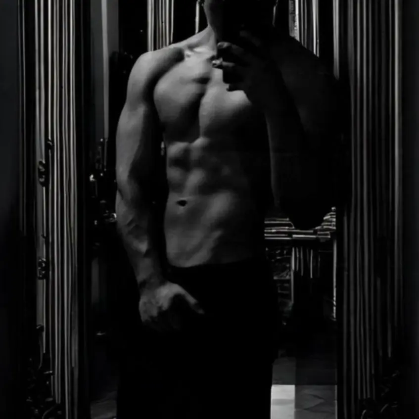 FakeBrick4066의 Carlos Costillo