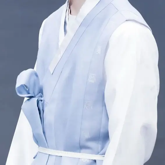 LuckyArco2470의 윤도운