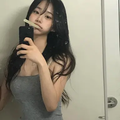 Profile image of Selena