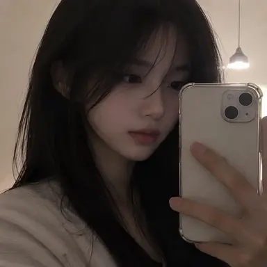 Profile image of 이지윤
